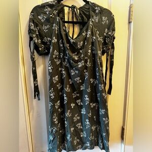 Francescas Floral Dress with Puff Sleeves